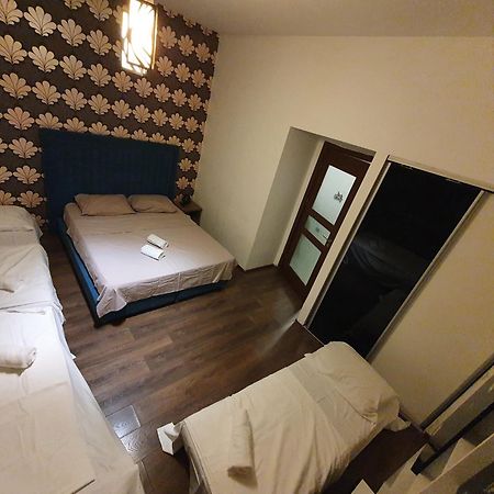 Romana Square Apartment Near Old Town - Ultracentral Location Бухарест Экстерьер фото